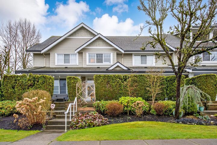 Property Photo: 2927 Fremont Street 10 BC V3B 7X8