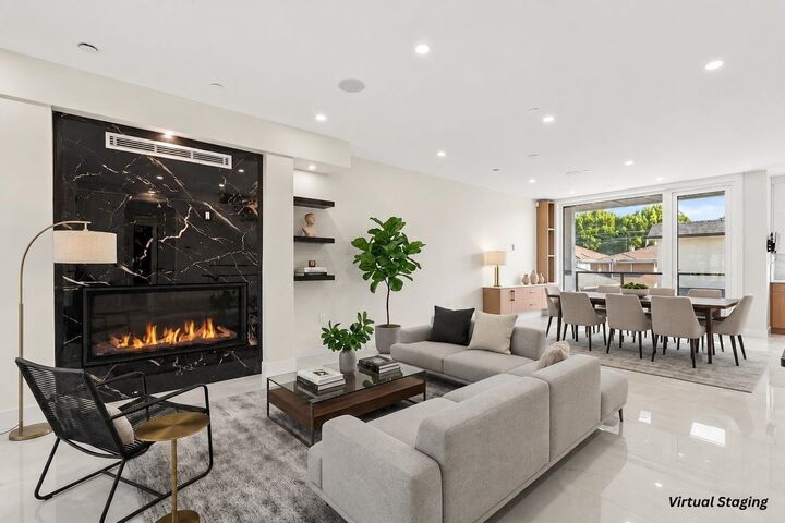 Property Photo: 134 E 63rd Avenue BC V5X 2J6