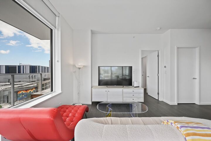 Property Photo: 6200 Minoru Boulevard 405 BC V6Y 0M9