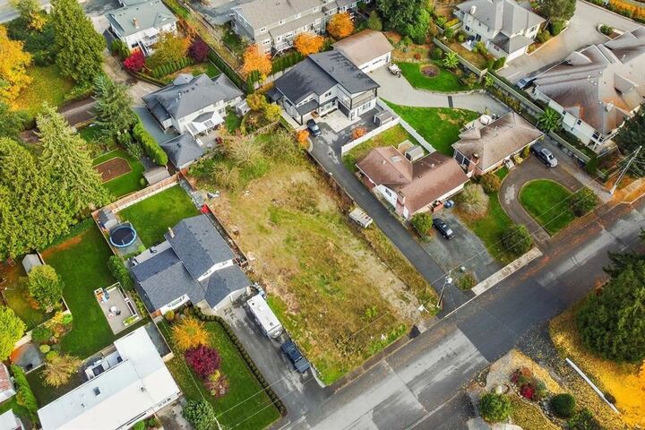 Property Photo: 34099 Fraser Street BC V2S 1X8