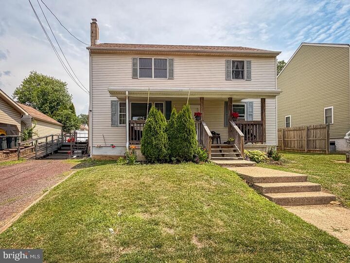 Property Photo: 478 Cedar Avenue PA 19053