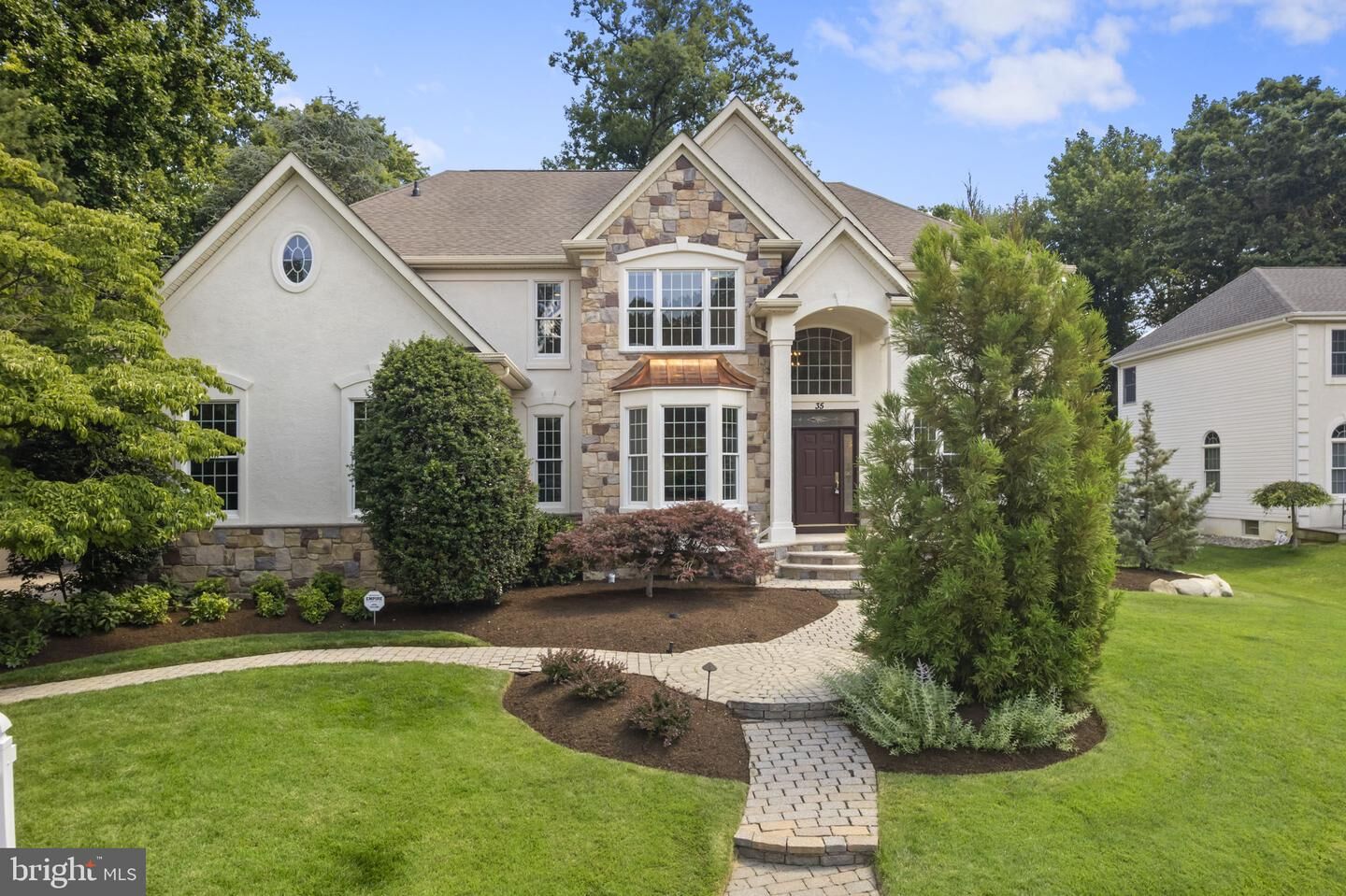 Property Photo:  35 Stanwyck Road  NJ 08054 