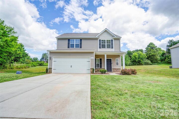 Property Photo:  226 Lake George Drive  NC 28152 
