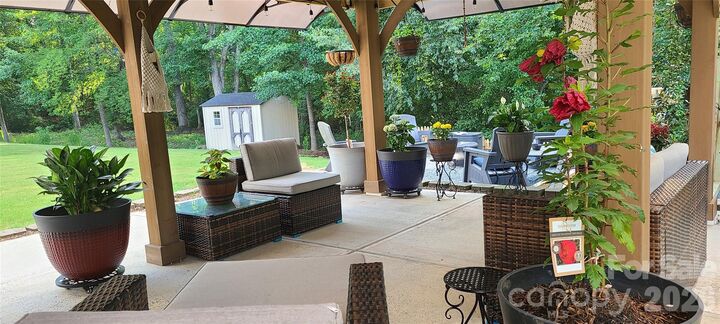 Property Photo:  9542 Oswald Lane  NC 28277 