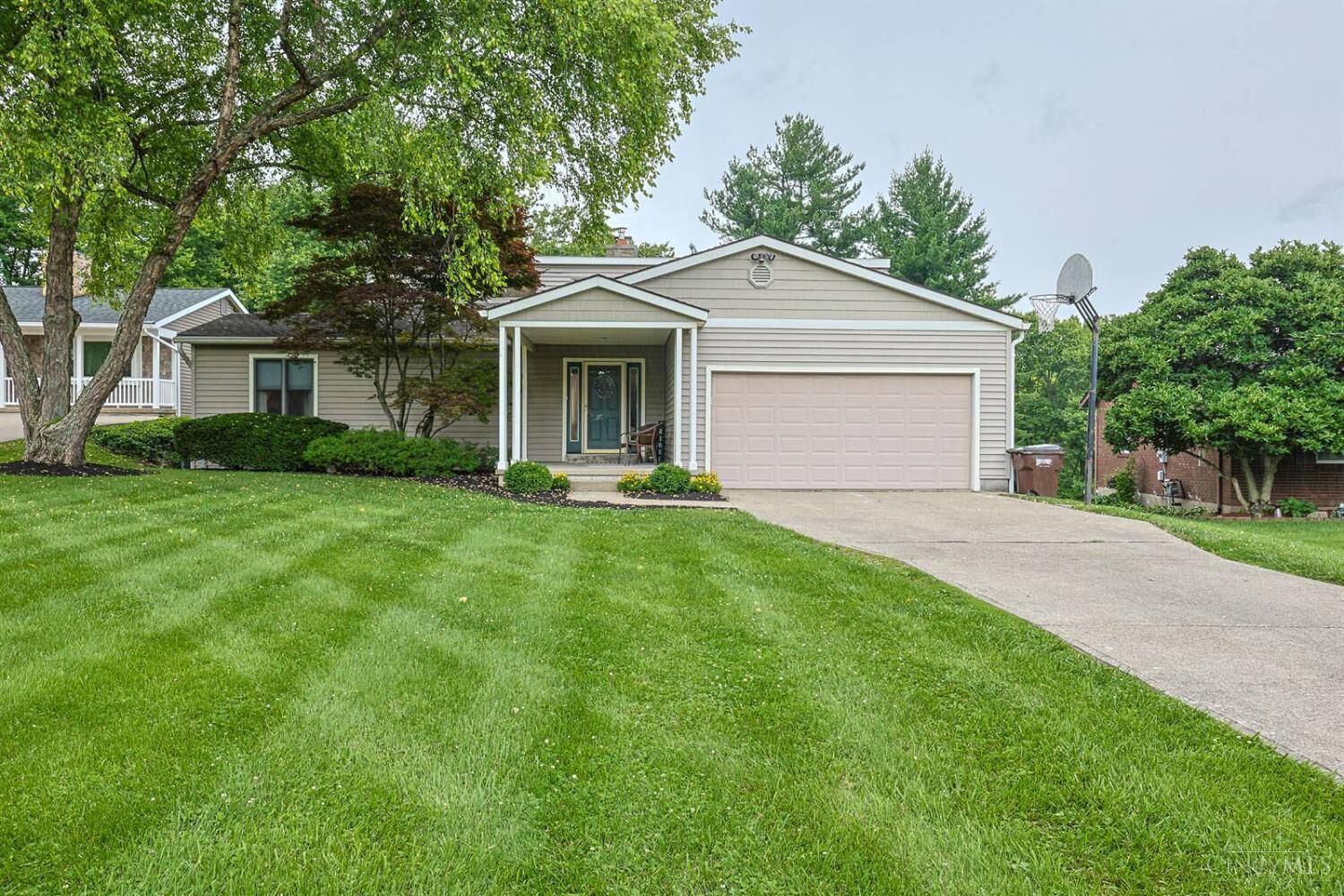 Property Photo:  2940 Timberview Drive  OH 45211 