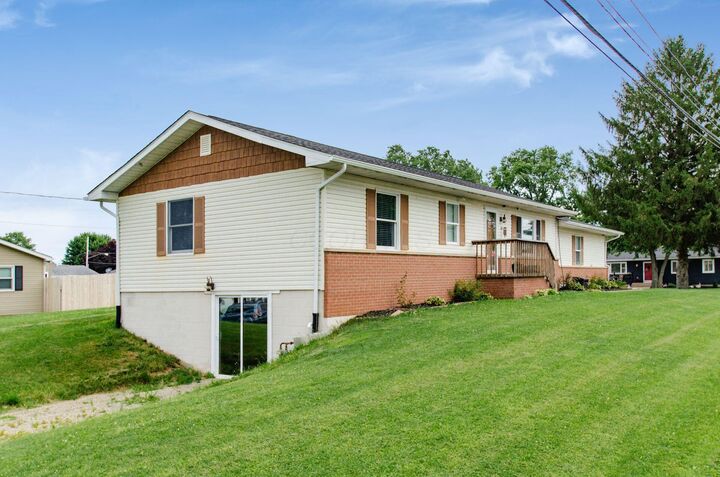 Property Photo:  2880 Chautauqua Boulevard  OH 43046 