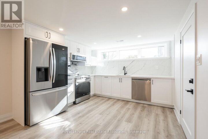 Property Photo:  259 Fernwood Crescent  ON L8T 3L7 