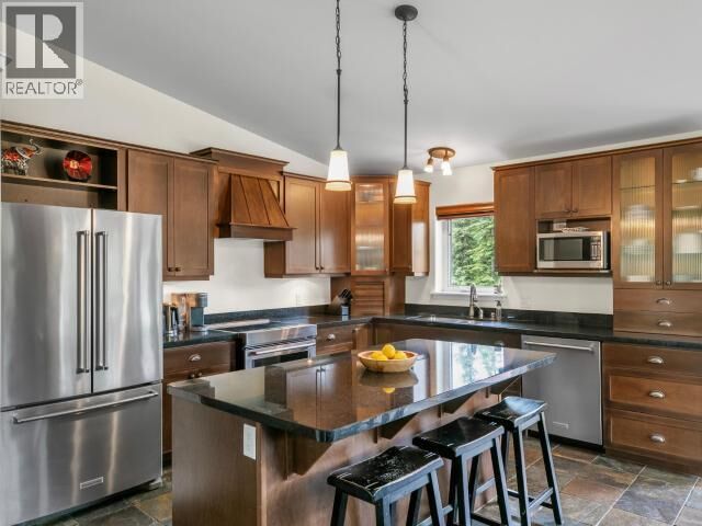 Property Photo: 42 Winze Place YT Y1A 0C9