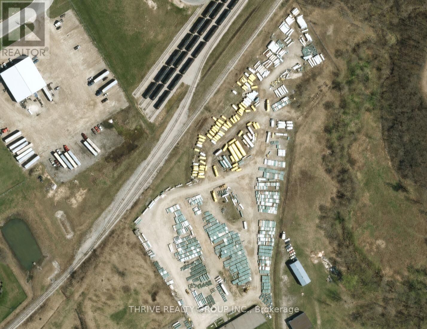 Property Photo:  75 Spruce Street East  ON N5H 0A2 