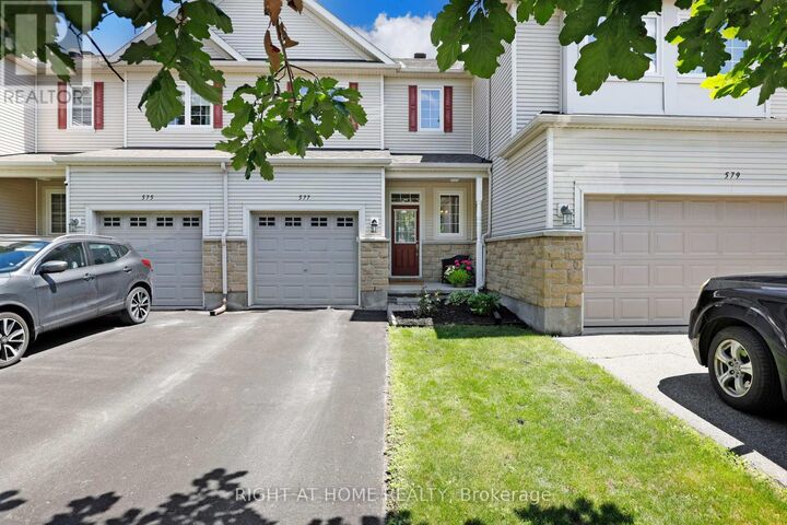 Property Photo:  577 Ashbourne Crescent  ON K2J 0P5 