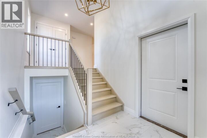 Photo de la propriété:  371 Mayrand Street  ON N9J 0E7 