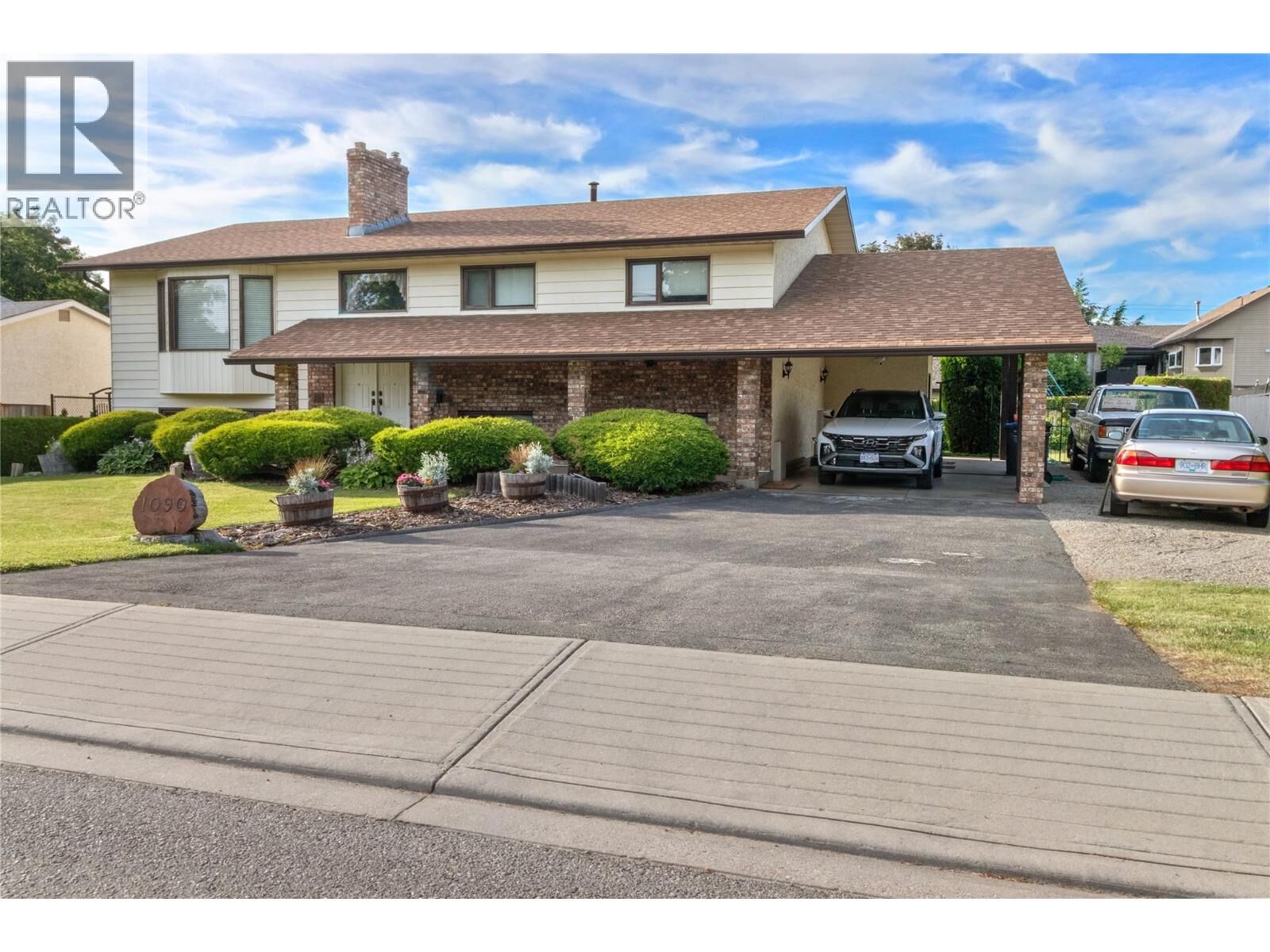 Property Photo: 1090 Houghton Road BC V1X 6G8
