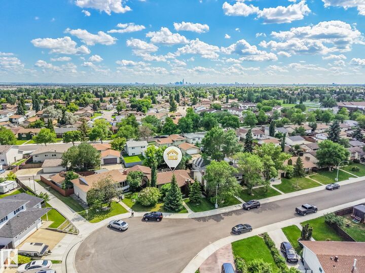Property Photo:  17237 104 Street NW  AB T5X 3X1 