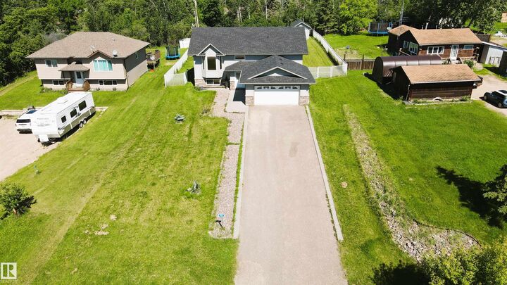 Property Photo: #341, 46410 Twp Rd 610 AB T9N 2J6