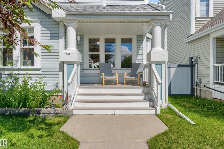 Property Photo:  7824 14 Avenue SW  AB T6X 1H3 