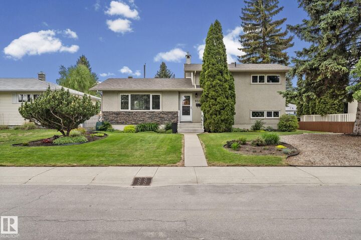 Property Photo:  9326 158 Street NW  AB T5R 2C7 