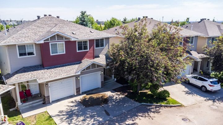 Photo de la propriété:  15151 43 Street NW 46  AB T5Y 0L3 