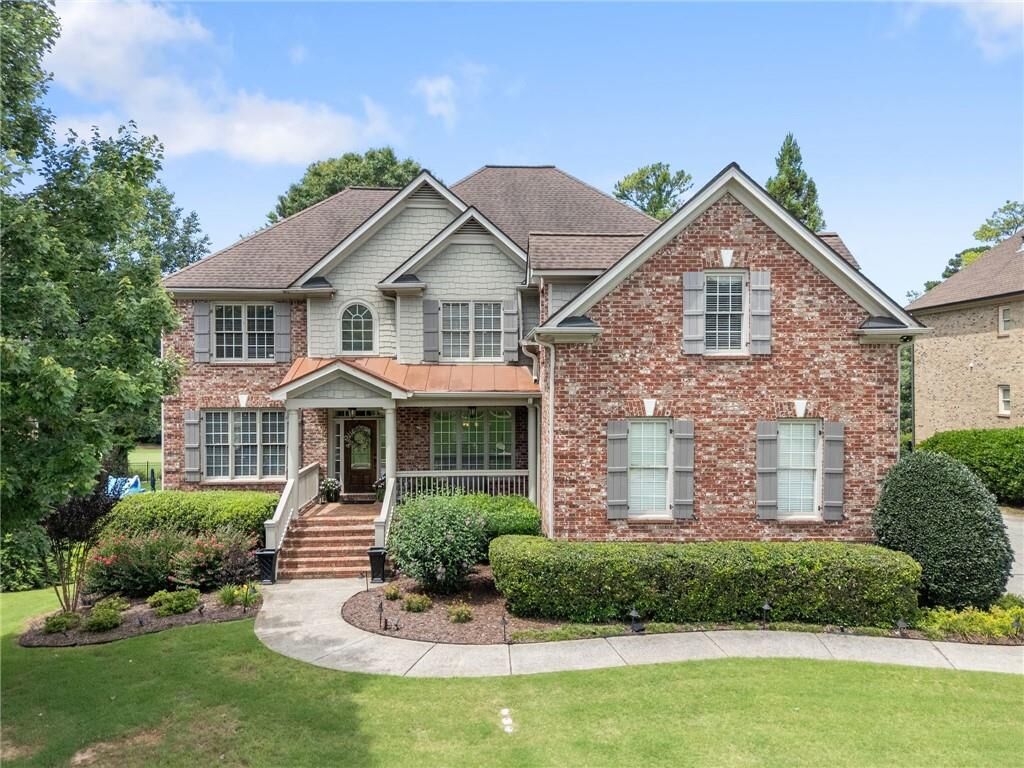 Property Photo: 872 Pathview Court GA 30019