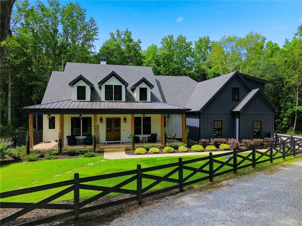 Property Photo:  650 Avery Road  GA 30115 