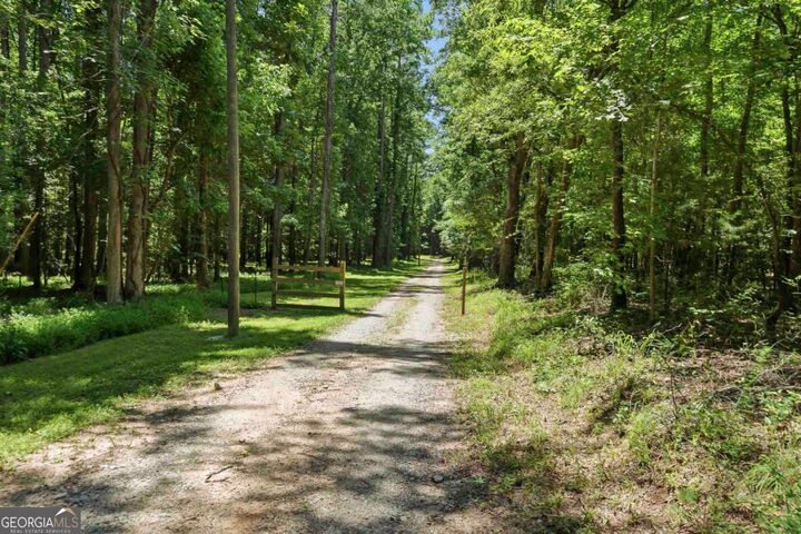 Property Photo:  4271 Veazey Road  GA 30642 