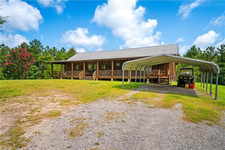 Property Photo: 4639 Hwy 490 Highway LA 71447