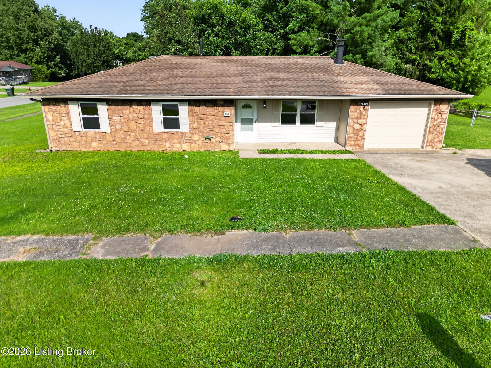 Property Photo:  450 Pearman Ave  KY 40160 