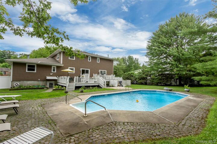 Property Photo: 7 S Cranford Road NY 10954