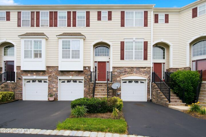 Property Photo:  26 Daly Court  NJ 08857 