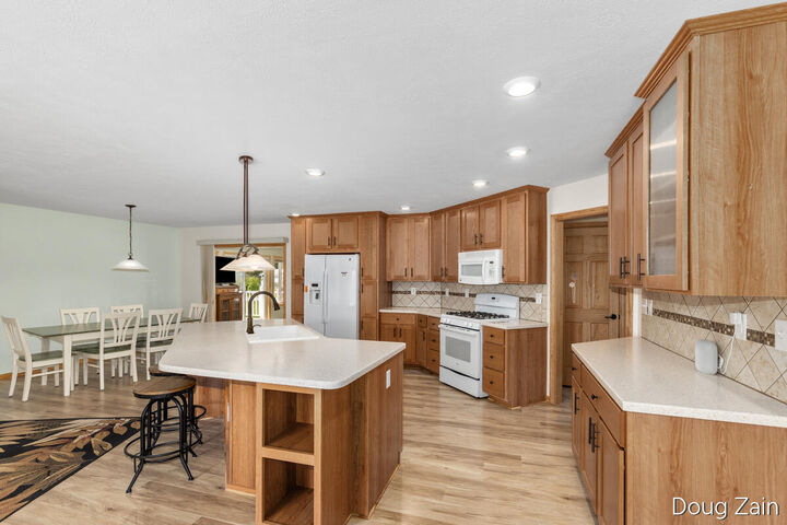 Property Photo:  13611 Snapdragon Lane  MI 49319 