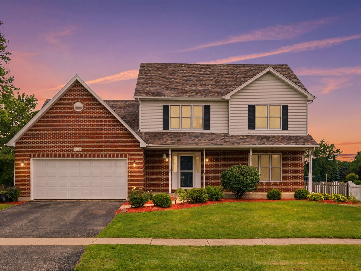 Property Photo:  1615 Canterbury Court  IL 60586 