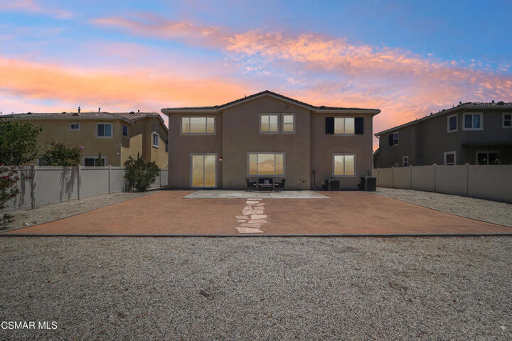 Property Photo:  37531 Rockie Lane  CA 93552 