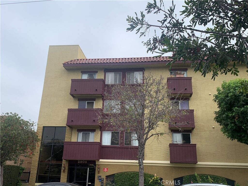 Property Photo:  2805 E East 3rd Street 6  CA 90814 