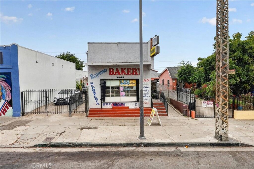 Property Photo:  3040 Wabash Avenue  CA 90063 