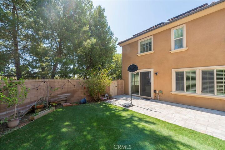 Property Photo: 185 Pathway CA 92618