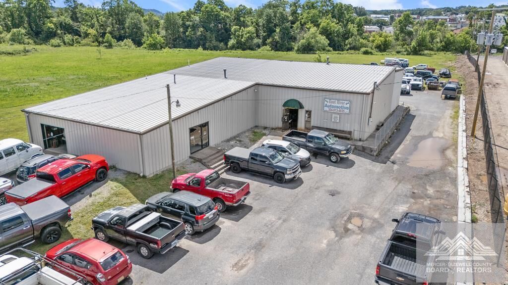 Property Photo: 328 S. Wickham Ave WV 24740