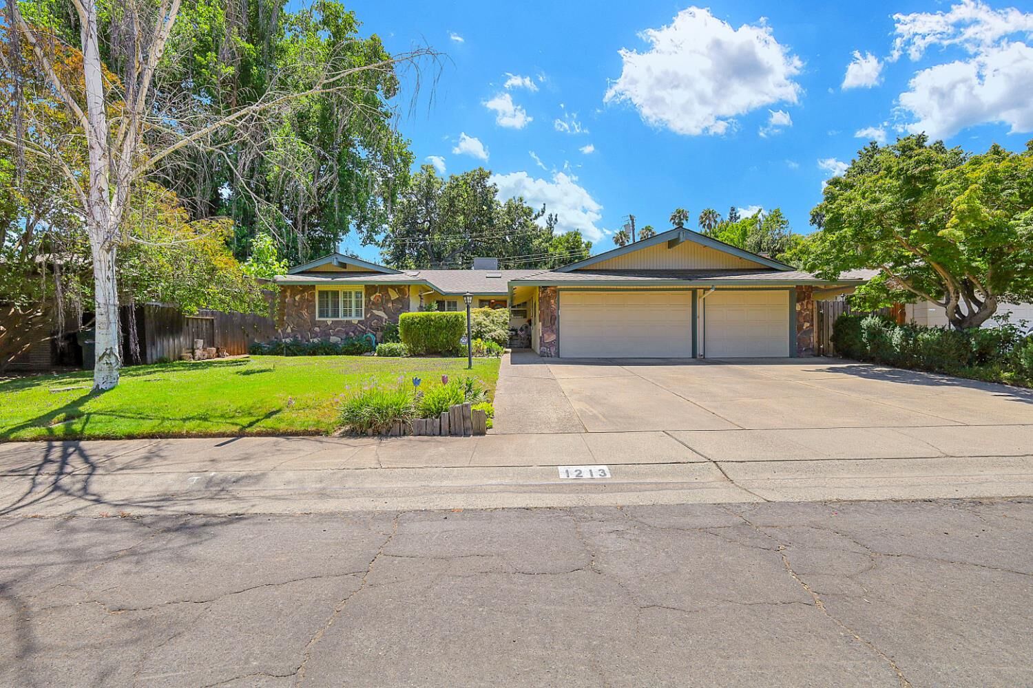 Property Photo:  1213 Gary Way  CA 95608 