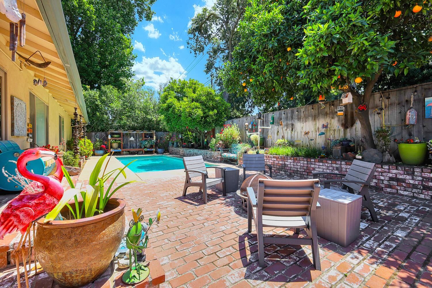 Property Photo: 1213 Gary Way CA 95608