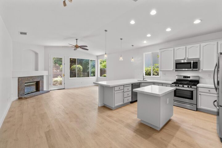 Property Photo: 2921 Fox Hill Drive CA 95765