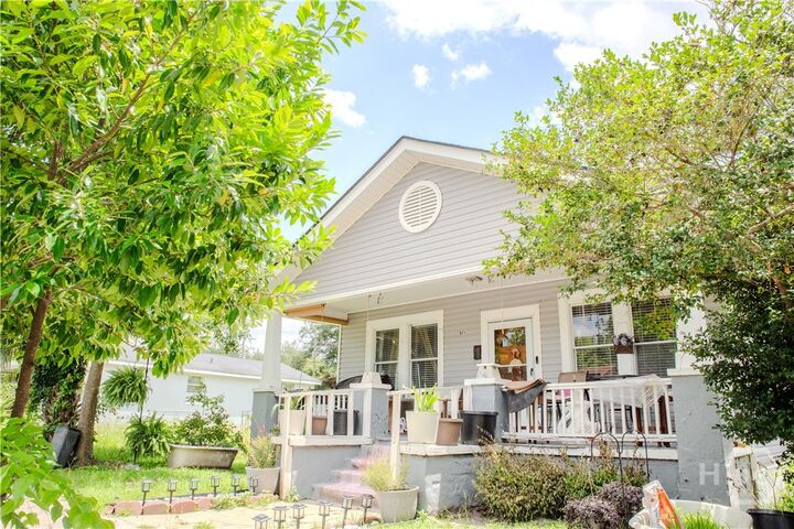 Property Photo:  605 W 46th Street  GA 31405 