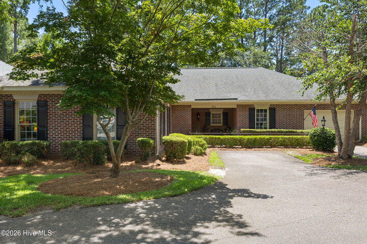 Property Photo: 1904 Brewton Court NC 28403