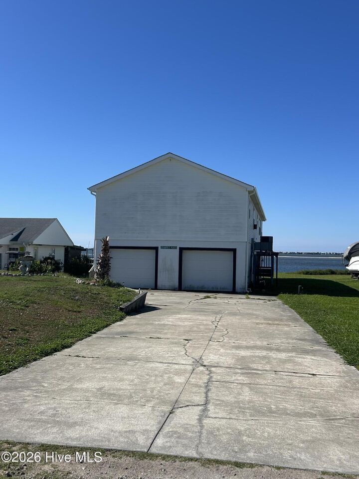 Property Photo:  159 Salty Shores Point Drive  NC 28570 