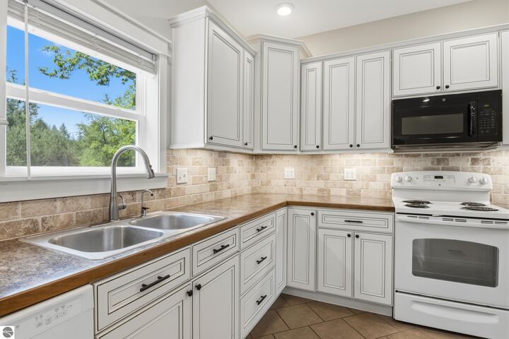 Property Photo: 3424 Starlight Trail MI 49649