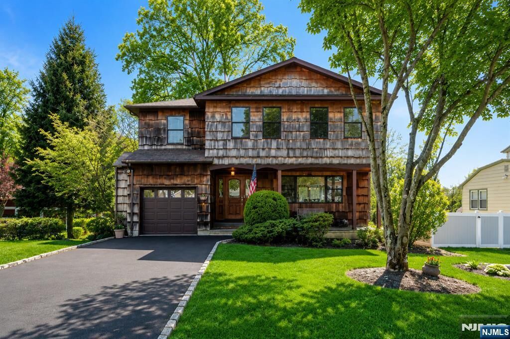 Property Photo:  10 Woodmere Road  NJ 07006 