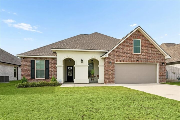 Property Photo:  1436 Zachery Court  LA 70435 