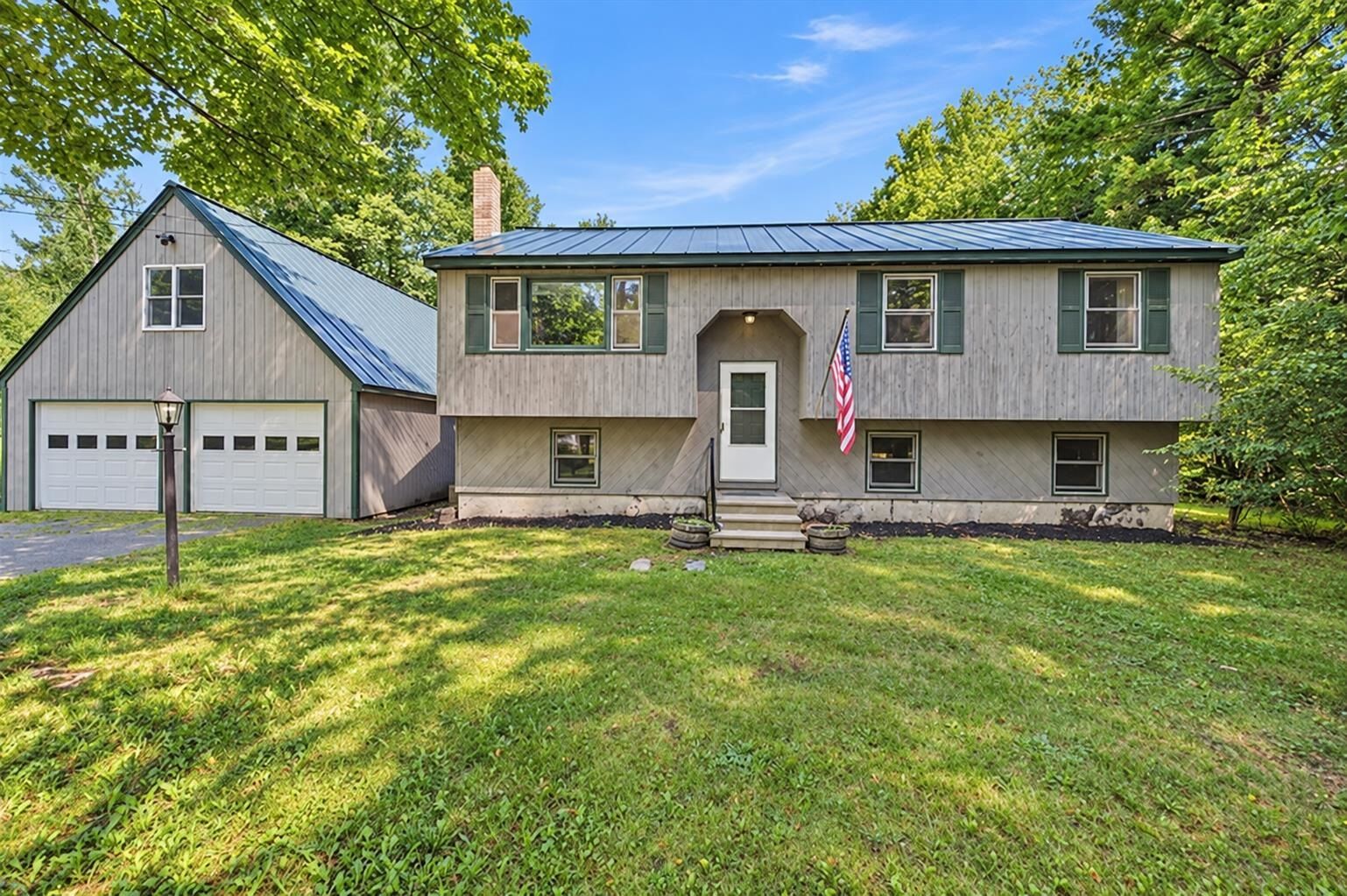 Property Photo:  21 Evergreen Drive  NH 03045 