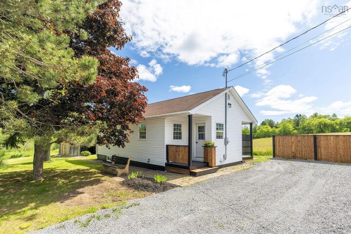 97 Panuke Road — photo 1