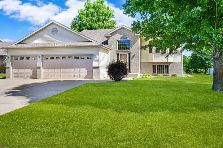 Property Photo:  1154 Garden Brook Drive  MN 56379 