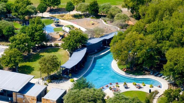Property Photo: 6009 Dandelion Drive TX 76227