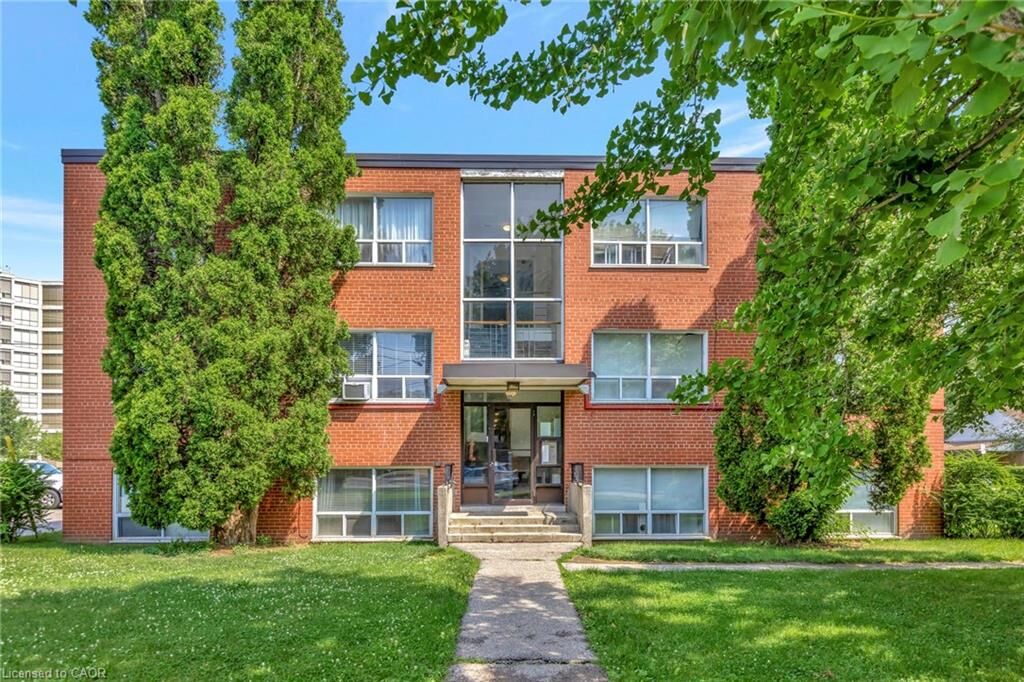 Property Photo:  37 Mericourt Road 304  ON L8S 2N5 
