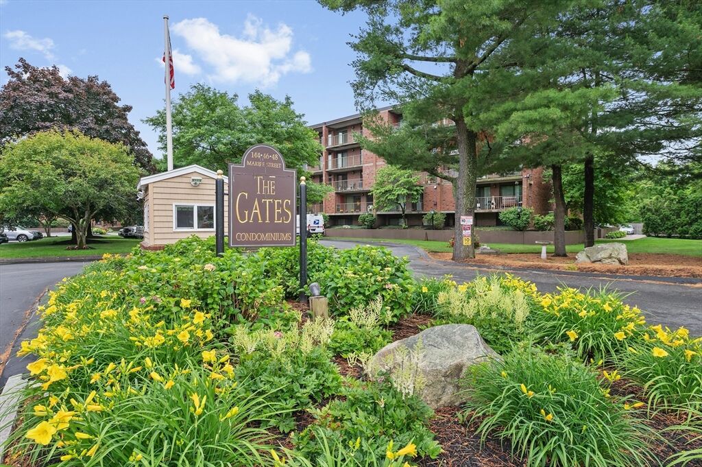 Property Photo:  146 Marble St 404  MA 02180 